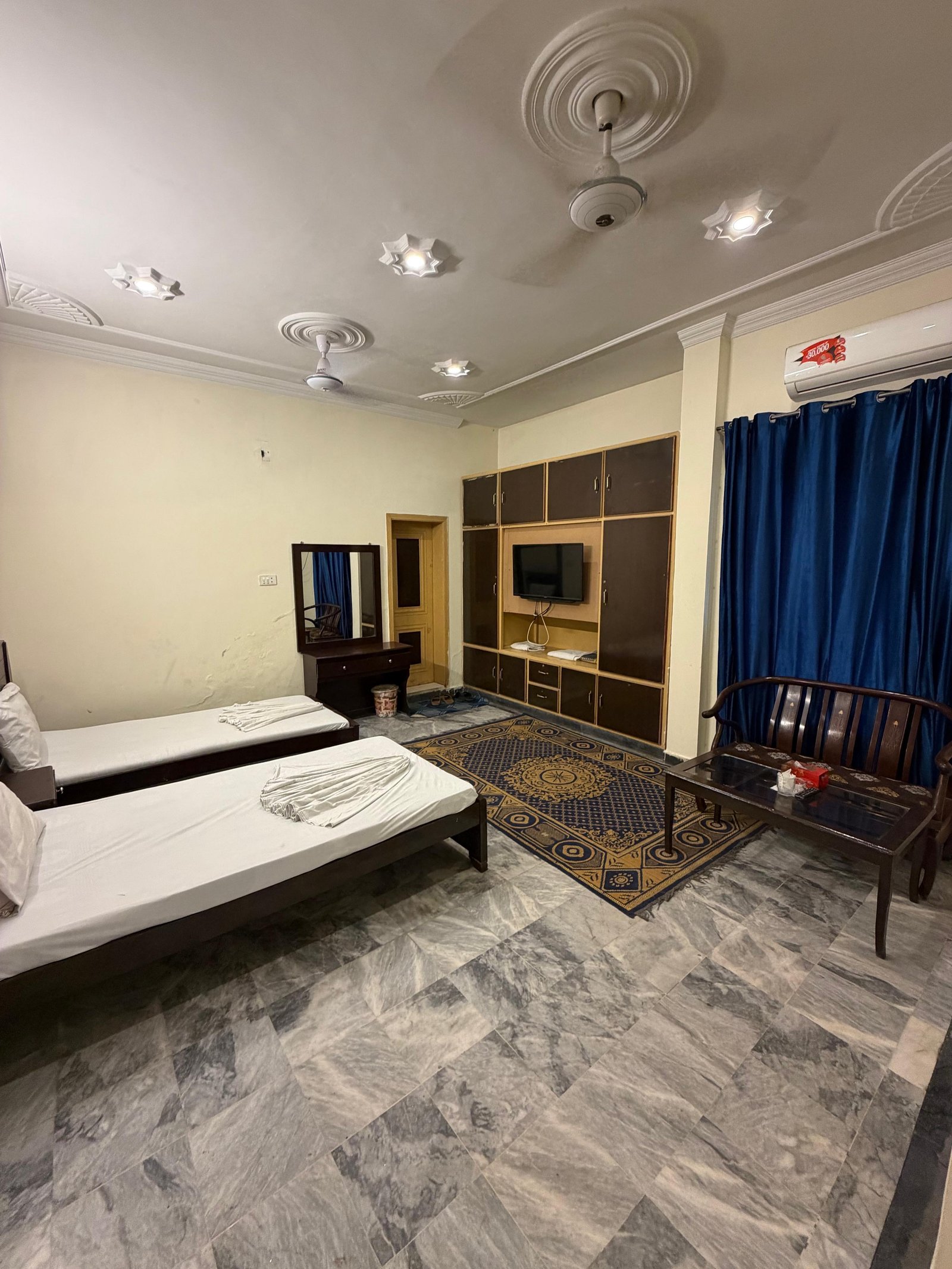 Family Quad Room (4 Guests)